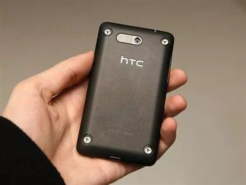 HTC回归 | HTC推出首款可运行完整BTC节点的手机Exodus 1S